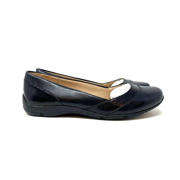 Life Stride DeJa Vu Black Flats Size 9W NIB - Picture 1 of 8